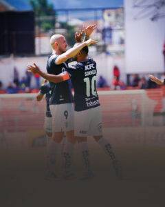 ¡Remontada de locura en el Alejandro Serrano! Independiente del Valle venció 3-2 al Deportivo Cuenca en una ráfaga de 6 minutos