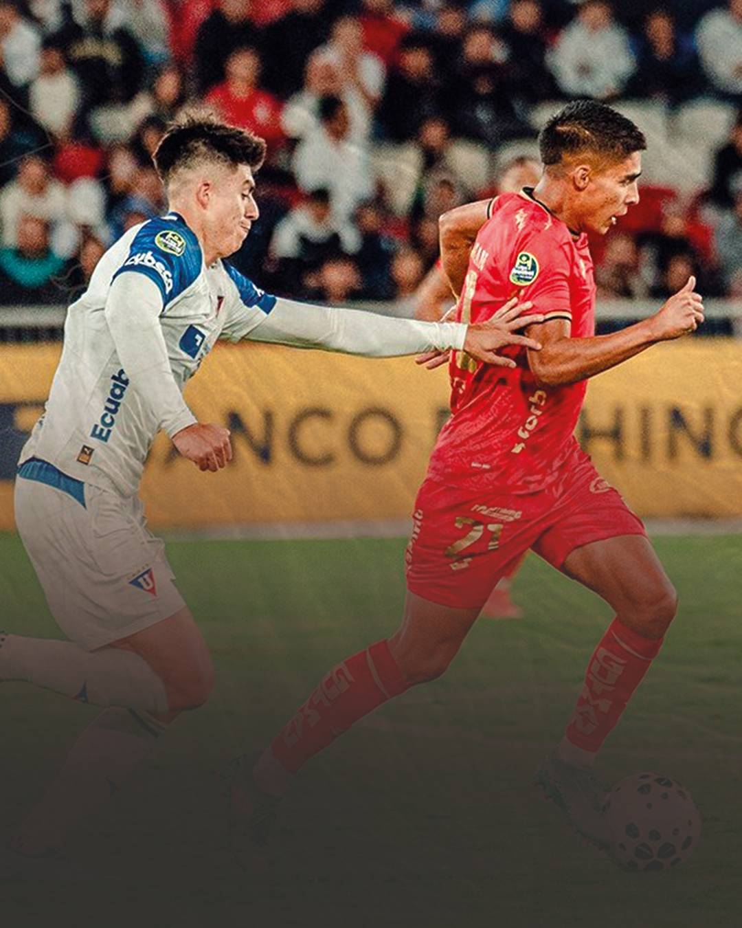 Liga y Aucas empatan sin goles en un intenso Superclásico